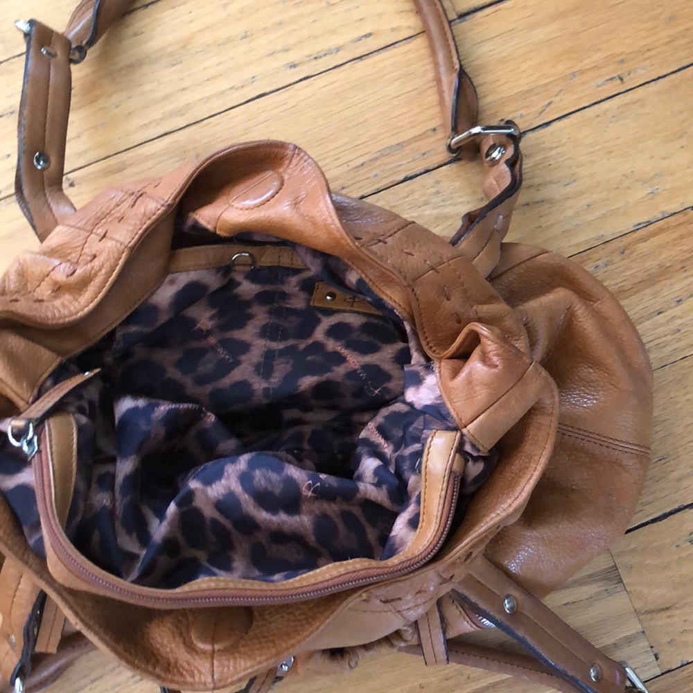 Purse - Picture 3 of 3